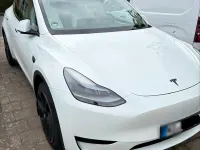 Usata Tesla Model Y Standard Range 188 kW (256 CV) 2023 Bianco SUV