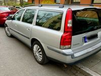 gebraucht Volvo V70 ii 2.4l D5, Silber metallic, TÜV neu!