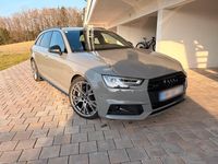 Gebraucht Audi A4 S-Line 218 PS (160 kW) 2019 Grau Kombi
