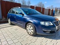 Gebraucht VW Passat 140 PS (102 kW) 2007 Blau Kombi