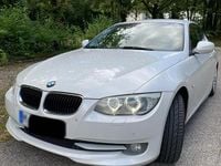 Gebraucht BMW 320 184 PS (135 kW) 2011 Weiß Coupé