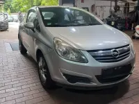 Gebraucht Opel Corsa 80 PS (58 kW) 2009 Silber Kleinwagen
