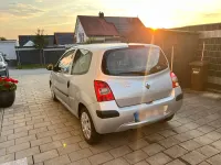 Gebraucht Renault Twingo 75 PS (55 kW) 2007 Silber Kleinwagen