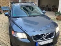 Gebraucht Volvo V50 Business Edition 115 PS (84 kW) 2012 Grau Kombi