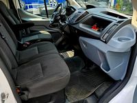 Gebraucht Ford Transit 2020 Weiß Van / Kleinbus