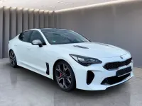 Gebraucht Kia Stinger GT 370 PS (272 kW) 2018 Weiß Kleinwagen