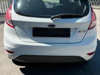 Gebraucht Ford Fiesta 60 PS (44 kW) 2015 Weiß Kleinwagen