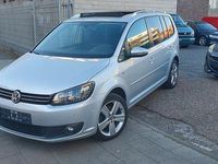 Gebraucht VW Touran Cup 105 PS (77 kW) 2014 Silber Van / Kleinbus