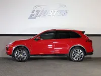 Gebraucht Porsche Cayenne 299 PS (219 kW) 2016 Carmine red SUV