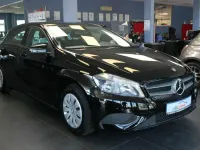 Gebraucht Mercedes A180 122 PS (89 kW) 2014 Nachtschwarz Kleinwagen