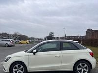 Gebraucht Audi A1 86 PS (63 kW) 2011 Weiß Kleinwagen