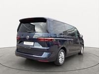 Second-hand VW Multivan Basis 150 CP (110 kW) 2024 Albastru Monovolum