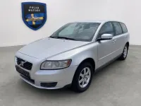 Gebraucht Volvo V50 Kinetic 109 PS (80 kW) 2010 Silber Kombi