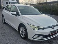 Gebraucht VW Golf VIII Life 110 PS (80 kW) 2022 Weiß Limousine