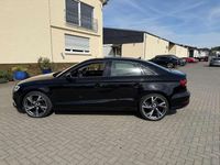 Gebraucht Audi A3 Sport 150 PS (110 kW) 2017 Brillantschwarz Limousine