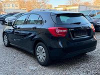 Gebraucht Mercedes A160 90 PS (66 kW) 2014 Schwarz Kleinwagen