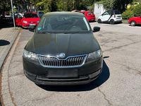 Second-hand Skoda Rapid 63 CP (46 kW) 2014 Negru Hatchback