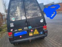 Second-hand VW Transporter 77 CP (56 kW) 1996 Negru Van
