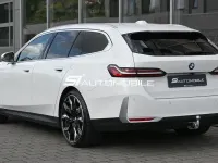 Gebraucht BMW 540 Performance 303 PS (222 kW) 2025 Weiß Kombi
