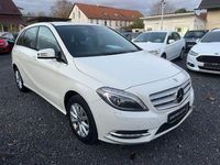 Gebraucht Mercedes B180 122 PS (89 kW) 2012 Weiß Van / Kleinbus