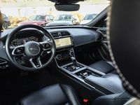 Gebraucht Jaguar XE R-Dynamic 204 PS (150 kW) 2021 Schwarz Limousine