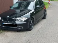Gebraucht BMW 116 122 PS (89 kW) 2010 Schwarz Kleinwagen