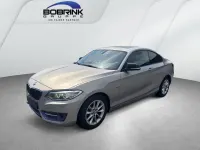 Gebraucht BMW 220 Sport Line 184 PS (135 kW) 2015 Silber Coupé