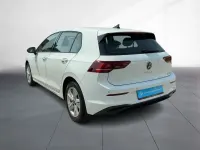 Gebraucht VW Golf VIII Life 116 PS (85 kW) 2025 Pure white Limousine