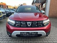 Gebraucht Dacia Duster Prestige 131 PS (96 kW) 2022 Rot SUV