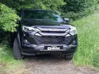 Neu Isuzu D-Max 163 PS (119 kW) 2026 Schwarz Pickup