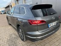 Gebraucht VW Touareg Elegance 231 PS (169 kW) 2019 SUV