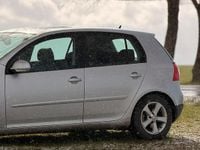 Gebraucht VW Golf V 150 PS (110 kW) 2004 Silber Kleinwagen
