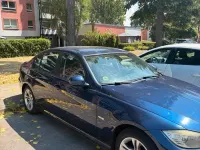 Gebraucht BMW 318 143 PS (105 kW) 2011 Blau Limousine