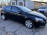 Gebraucht Volvo V40 Kinetic 120 PS (88 kW) 2017 Schwarz Limousine