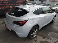 Second-hand Opel Astra 165 CP (121 kW) 2012 Alb Coupe