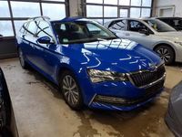 Gebraucht Skoda Superb Ambition 218 PS (160 kW) 2021 Blau Kombi