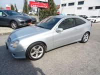 Gebraucht Mercedes C220 150 PS (110 kW) 2005 Silber Coupé