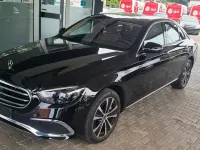 Gebraucht Mercedes E400 Exclusive 330 PS (242 kW) 2021 Schwarz Limousine