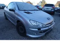 Gebraucht Peugeot 206 CC Platinum 136 PS (100 kW) 2005 Silber Cabrio