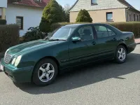 Second-hand Mercedes 240 170 CP (125 kW) 2000 Verde Berlinǎ