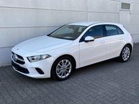 Gebraucht Mercedes A200 Business 163 PS (119 kW) 2024 Polarweiss  unilack Limousine