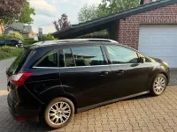 Gebraucht Ford Grand C-Max Titanium 125 PS (91 kW) 2010 Schwarz Van / Kleinbus