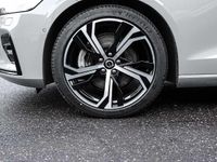 Gebraucht Volvo V60 145 PS (106 kW) 2025 Kombi