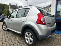 Gebraucht Dacia Sandero Stepway 68 PS (50 kW) 2010 Grau SUV
