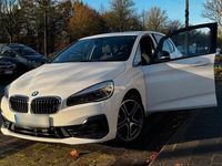 Gebraucht BMW 225 Performance 224 PS (164 kW) 2019 Weiß Van / Kleinbus