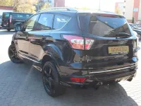Używany Ford Kuga Vignale 179 KM (131 kW) 2016 Czarny SUV