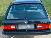 Gebraucht BMW 325 170 PS (125 kW) 1989 Schwarz Kombi