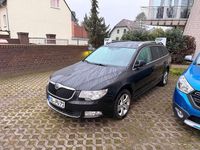 Gebraucht Skoda Superb Elegance 140 PS (102 kW) 2010 Schwarz Kombi