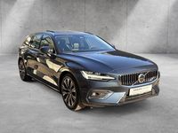 Gebraucht Volvo V60 Plus 197 PS (144 kW) 2023 Blau Kombi