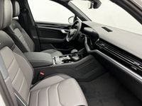 gebraucht VW Touareg PA TDI R-Line Ext BLACK IQ.Drive ProLuft22